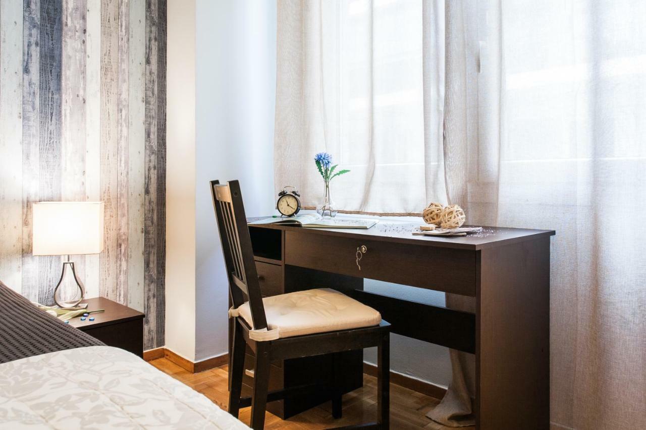 Private In In Safe Area Athens